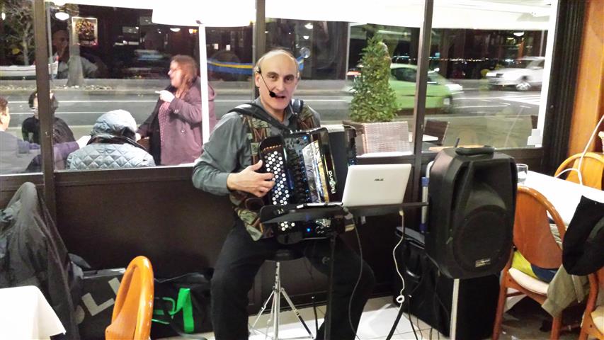 Orchestre DJ jean louis daniel's image solo accordeon ambiance retro